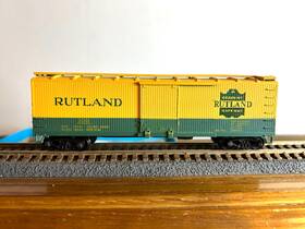8051 Train Miniatures M Inch #8051 Rutland Yellow And Green 40ft Wood Side Box Car #100 H.o. 1 87