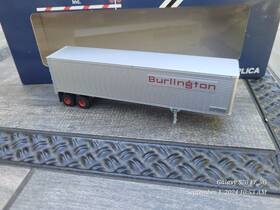 80246-2 Trainworx Inc. Ho 1/87 40ft Corrugated Van Burlington Route