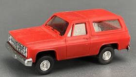 729-90001 Trident Miniatures Ho 1 87 Minatures Chevrolet Blazer Red Ho5221