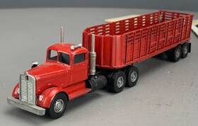 931-541 Ulrich Ho Kenworth Semi-tractor With Flat Bed Trailer Built Ho5159