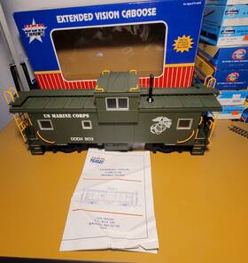 R12127 Usa Trains G Scale Usmc Extended Vision Caboose