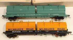 932-3864 Walthers 616374038350 2 Used Ho Scale Nyc And Milwaukee Steel Coil Cars #932-3869