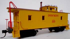 932-37541 Walthers Ho Scale Custom Detailed Ca-1 Wood Caboose Union Pacific #3619