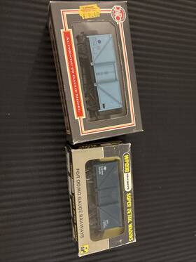 R6625 Wrenn Railways And Dapol Vans Lot Of 2 Express Parcels Xp Vent Van Oo Scale