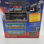 Eztec Battery Operated North Pole Express Train Set 29PC Locomotive 11FT Track+. Fixed Price $29.99.