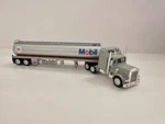 Matchbox Mobil Tanker Ho 32090-9996 CCY12-M. Fixed Price $39.99.