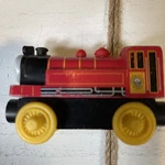 Fisher Price Thomas The Train Wooden Railway Victor Y4080 Vtg Red Ro. Fixed Price $9.00.