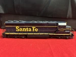 Athearn : 4185 Ho Dummy Sd 45 Santa Fe Blue Road # 1762 L-1642 & Flat Cars. Fixed Price $69.99.