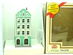 Scale Model Power 4-STORY European Building, Podiatrist Hotel 2578. Fixed Price $10.50.