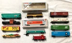 12 Mixed Pieces Of Ho Gauge 50' Rolling Stock: Bachmann Lionel Ahm Tyco Mantua. Fixed Price $54.10.