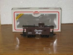 Ho Model Power 32' Wooden Caboose Canadian Pacific #9147. Fixed Price $12.95.