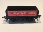 Mainline Ellis & Everard Limited 136 10 Ton 5 Plank Open Wagon Oo Gauge. Fixed Price $24.00.