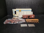 Walthers Ho Scale 40FT Single Door Boxcar Cotton Belt Route #36502. Fixed Price $39.95.