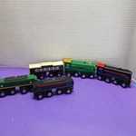 Battat Classic Trains 5 Pc Wooden Railroad Set Magnetic Toy .... Fixed Price $12.99.