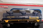 Williams Santa Fe 3 Dome Tank Car 47105 Blue Yellow. Fixed Price $17.19.