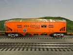 Scale Mth Railking 30-7539 Dad's Pet Food 4-BAY Hopper W/ Load MODOG16335 O7. Fixed Price $39.99.