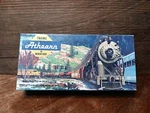 Athearn Ho Scale 40' Box Car Kit, Rf&p (richmond F. Potomac) W/ Kadee Couplers. Fixed Price $30.00.