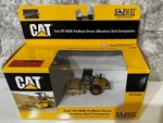 Norscot 55156 Cat CP-563E Padfoot Drum Vibratory Soil Compactor 1:87 Nos. Fixed Price $20.00.