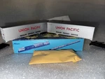 Athearn 5173 2/BOX 40 Ft Trailer Union Pacific. Fixed Price $35.00.