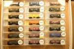 Micro-trains 33' 2 Bay Hopper C&i Cnj Crr D&h Gn L&n Gw Ford Sold Individually. Fixed Price $29.95.