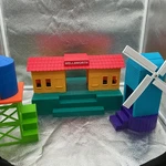 Vtg Lionel Britt Allcroft Thomas Scale Station, Water Tower, Windmill. Dmg. Fixed Price $120.00.