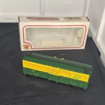 Bachmann Ho 41' Stock Car Cnw Green Yellow 71500. Fixed Price $5.99.