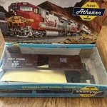 Athearn Ho Scale KIT#5236 Western Pacific 40 Sd Wood Boxcar Bulk Sugar Kd Ln. Fixed Price $10.75.