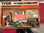 5628 Tyco Ho Electric Train Set With Power Pack Swift Burlington Union Pacific. Fixed Price $254.53.