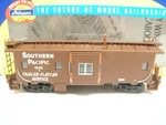 Athearn Ready To Roll Southern Pacific Bay Window Caboose - Sp #1342 Ho Scale. Fixed Price $23.00.