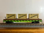 Mantua/classics Reading 42' Flat Car #9316 W/3-CRATES Load & Kadees 1:87. Fixed Price $18.99.