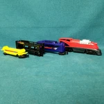 Mattel Hot Wheels Power Express Electric Train Set Works Lighted 9" Locomotive +. Fixed Price $19.99.