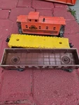 (3) Lionel Train Cars UP9020 Flat Skid, 9031 N.k.p. Gondola 9077 Rio Caboose. Fixed Price $15.00.