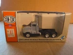 Con-cor Ho Scale Kenworth Tractor W/o Sleeper T600A 30TH Anniv Nib Silver. Fixed Price $19.99.