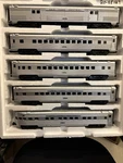 Mth Premier 20-65127 Ny Central 5-CAR 70' Streamlined Passenger Set. Fixed Price $300.00.