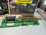 Lionel -3462P Milk Platform & Cans 3656 Operating Stock Yard L2224. Fixed Price $28.70.