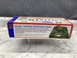 Walthers Life-like #1021 1923 Ho Scale Autumn Small (4) Trees/box. Fixed Price $8.00.