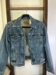 Levi Light Wash Denim Trucker Jacket Women Medium C30103 Classic Boho. Fixed Price $25.00.