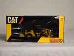Tonkin Cat 972K Wheeled Loader TR10006 - (1:87 H/o Scale) (nib). Fixed Price $25.00.