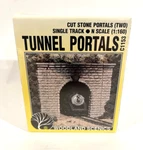 Scale Woodland Scenics C1153 Cut Stone Single Track Tunnel Portal (2) Pcs. Fixed Price $9.99.