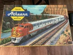 Athearn Ho Scale Train Set Pennsylvania Railroad, 3 Cars And Caboose 1960. Fixed Price $150.00.