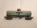 Walthers Ho #932-5018 Green Tank Car 36 Foot Cities Service #2543. Fixed Price $12.99.