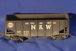 Bowser Executive Line N&w Rd. #95819 55 Ton Fishbelly Hopper - #40456. Fixed Price $20.00.