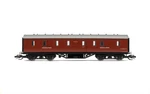 Hornby TT:120 Gauge TT4035 50 Passenger Brake, M31040M - Era Rolling Stock. Fixed Price $66.21.