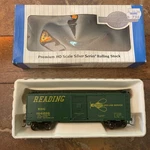 Bachmann Ho Trains 40' Box Car Reading "bee Line" #17010 Kaydee Silver Series. Fixed Price $18.99.