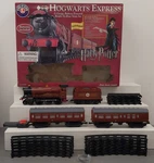 Lionel 7-11080 Scale Harry Potter Hogwart's Express Steam Train Set Ln/box. Fixed Price $155.19.