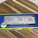 Ho Scale Ahm 5270B All Door Loading Box Car Southern 8824 Silver Freight Train. Fixed Price $15.00.