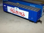 Athearn Ho 18435 Hamms Beer 50 Foot Boxcar +. Fixed Price $25.00.