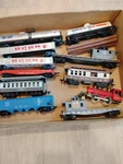 Ho Railroad Bulk Lot Lionel,rivorossi,bachmann,new Old Stock,used Model Trains. Fixed Price $40.00.